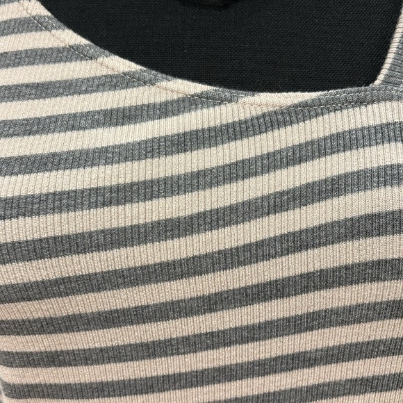 Cabi Fate Tee Size M - Picture 2 of 4